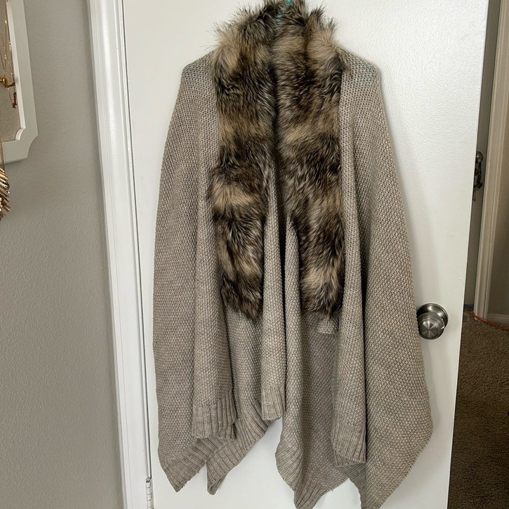 Knit poncho sweater with fur collar